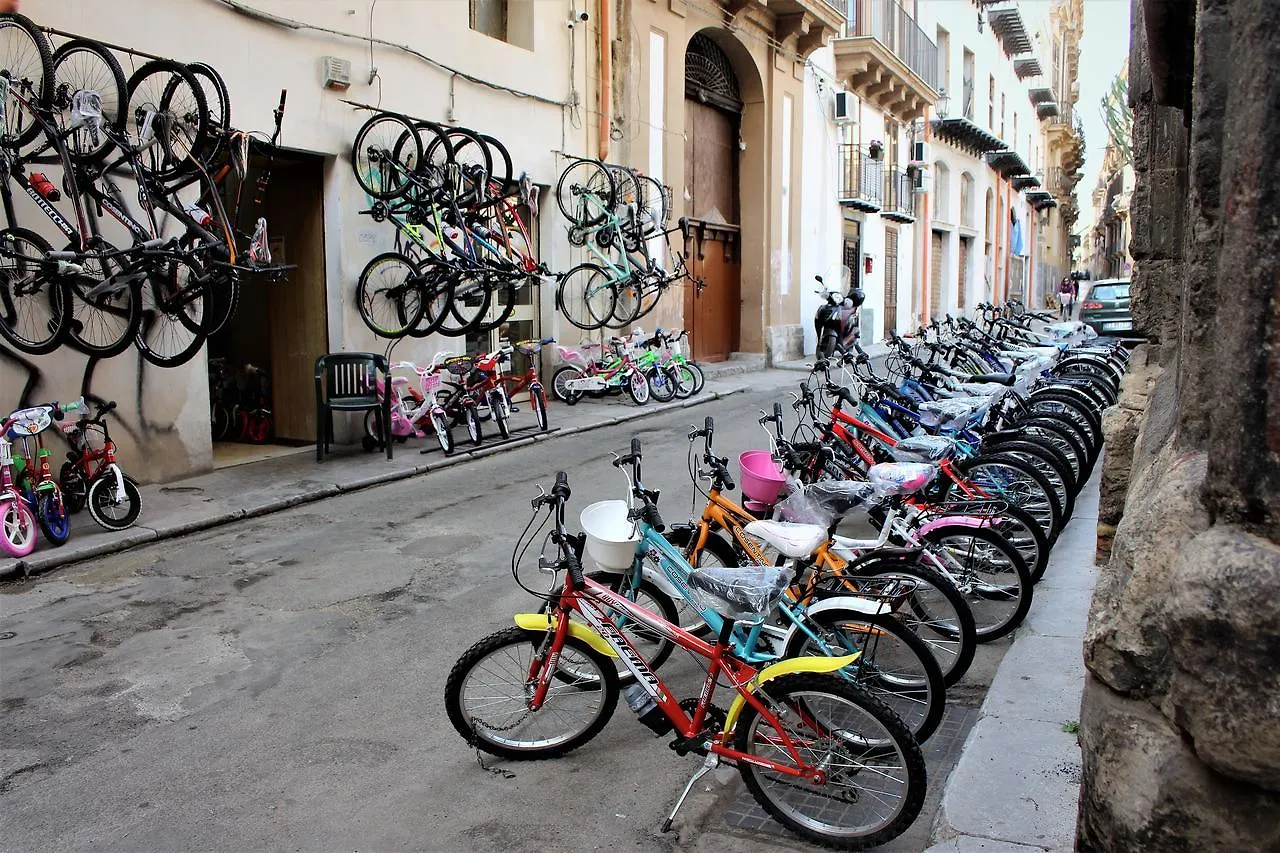 La Via Delle Biciclette Panzió Palermo Olaszország