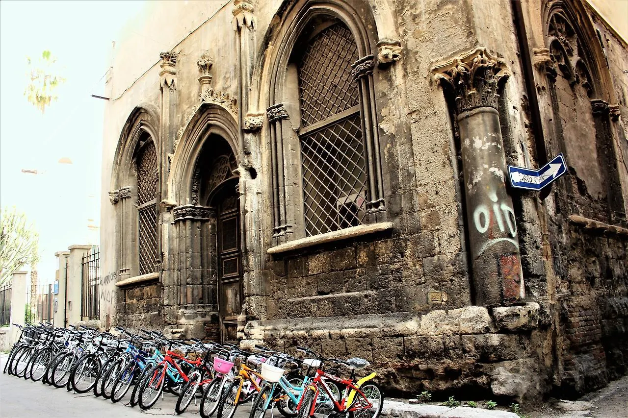 La Via Delle Biciclette Panzió Palermo 3*,  Olaszország
